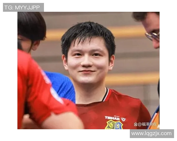 笑容如阳光的足球明星带给世界的温暖与快乐