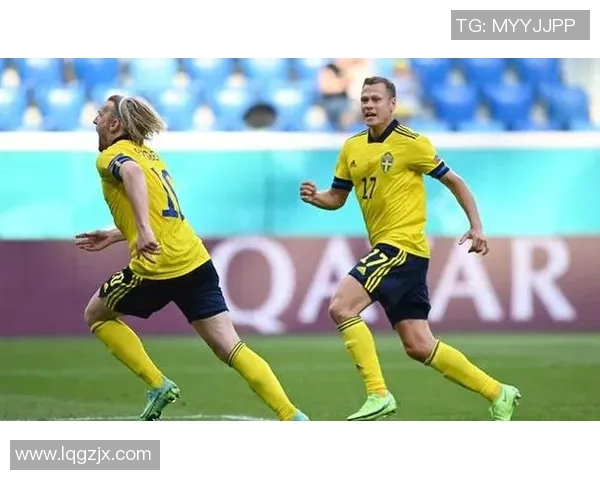 足球明星女团时尚T恤设计展示引领潮流的青春风尚与运动魅力